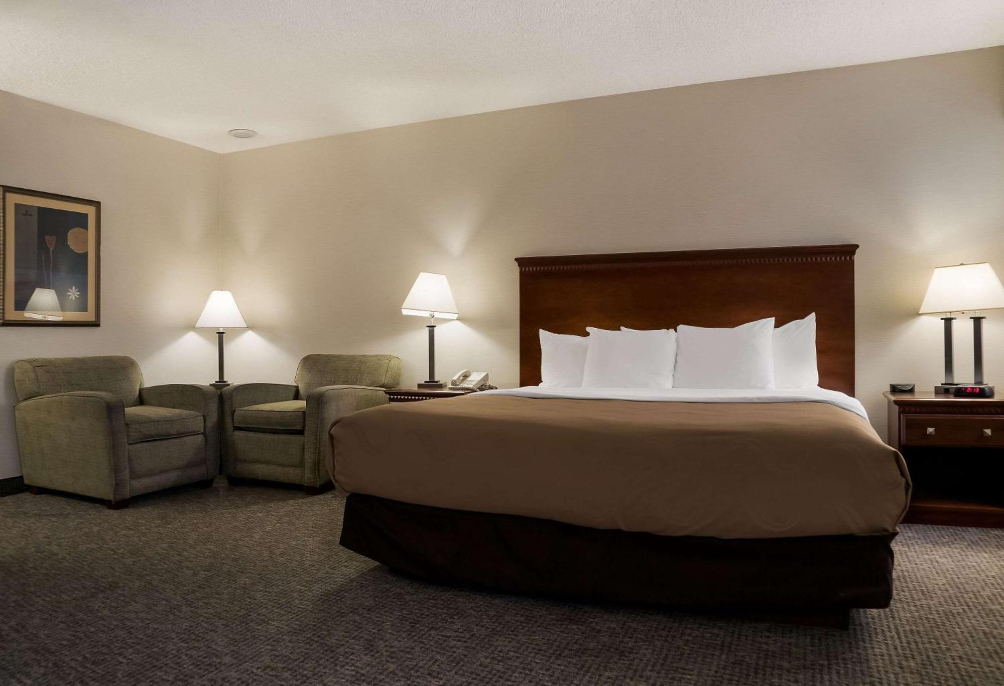 Quality Inn Grand Blanc - Flint South Экстерьер фото
