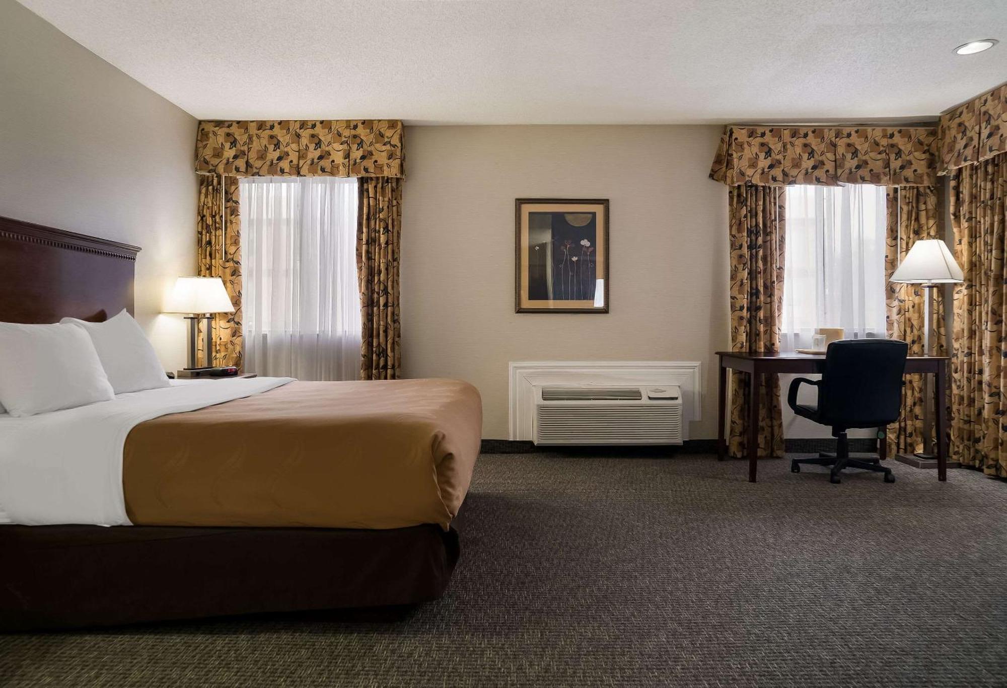 Quality Inn Grand Blanc - Flint South Экстерьер фото