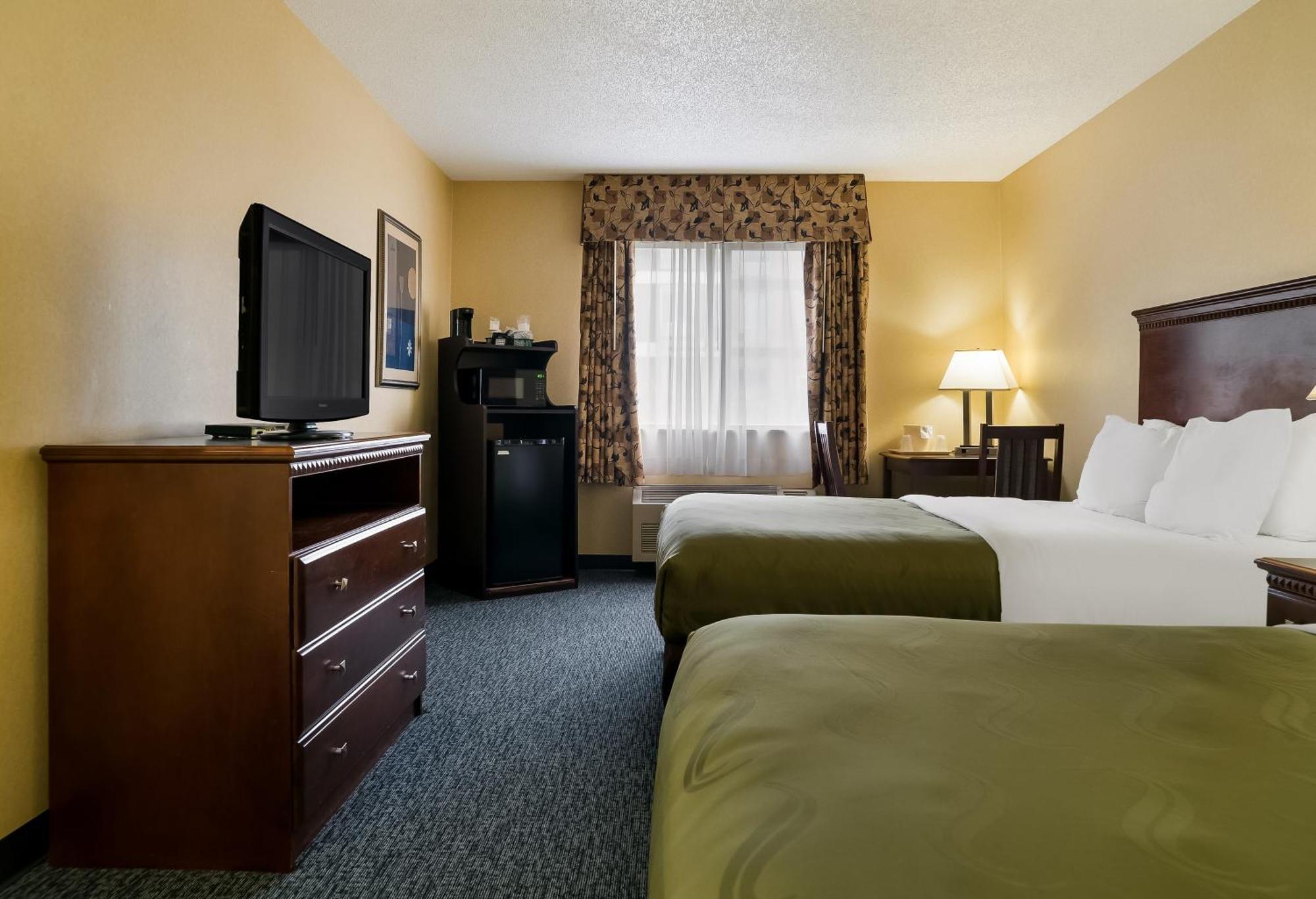 Quality Inn Grand Blanc - Flint South Экстерьер фото