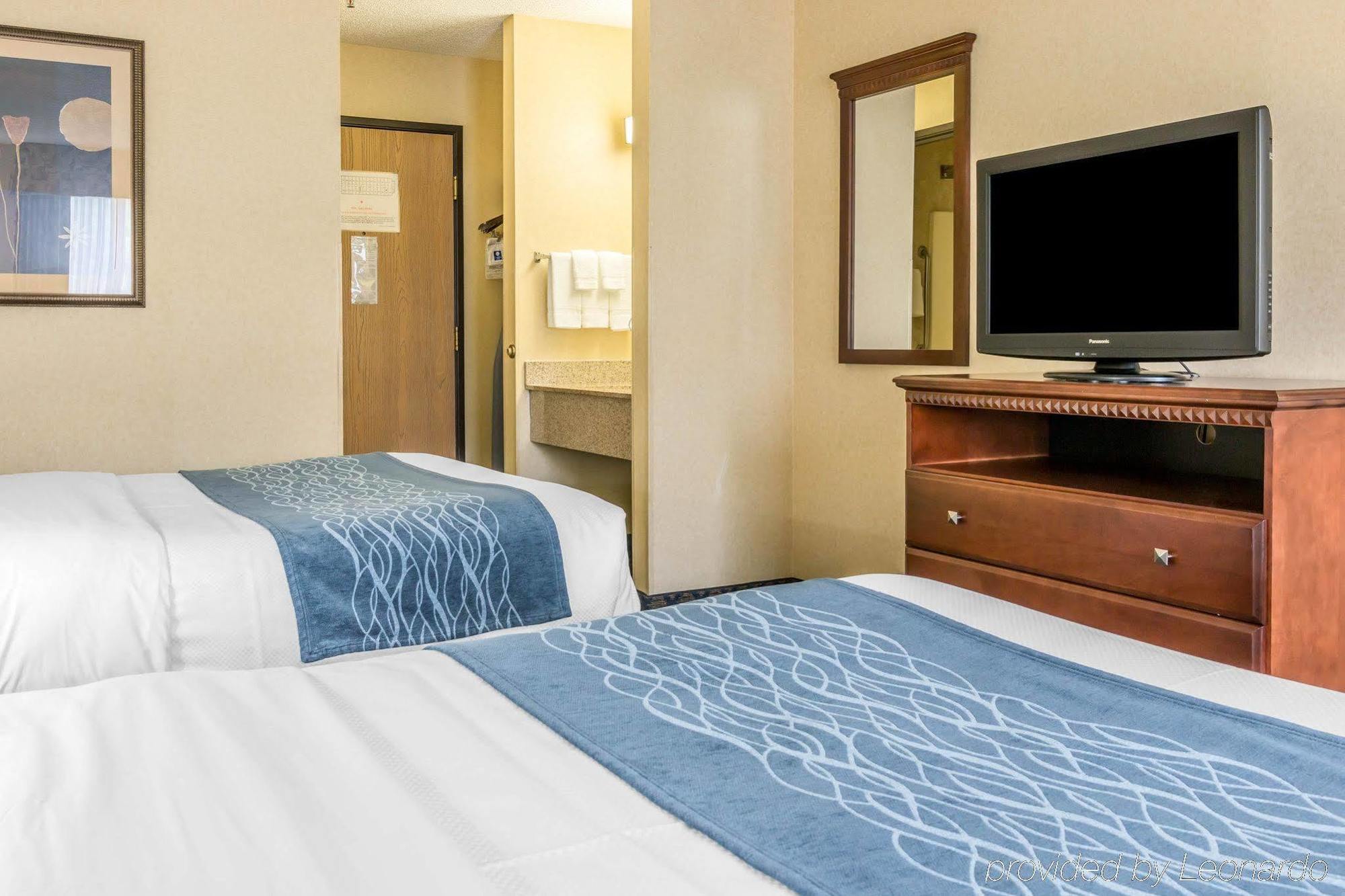 Quality Inn Grand Blanc - Flint South Экстерьер фото