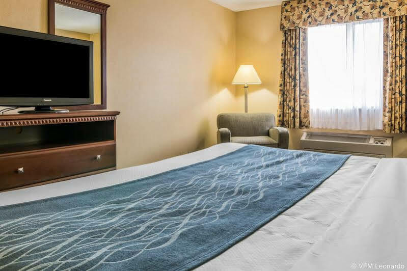 Quality Inn Grand Blanc - Flint South Экстерьер фото